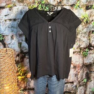 👚 Lucky Brand Embroidered Blouse — Black — Sz Med — NWT / Q